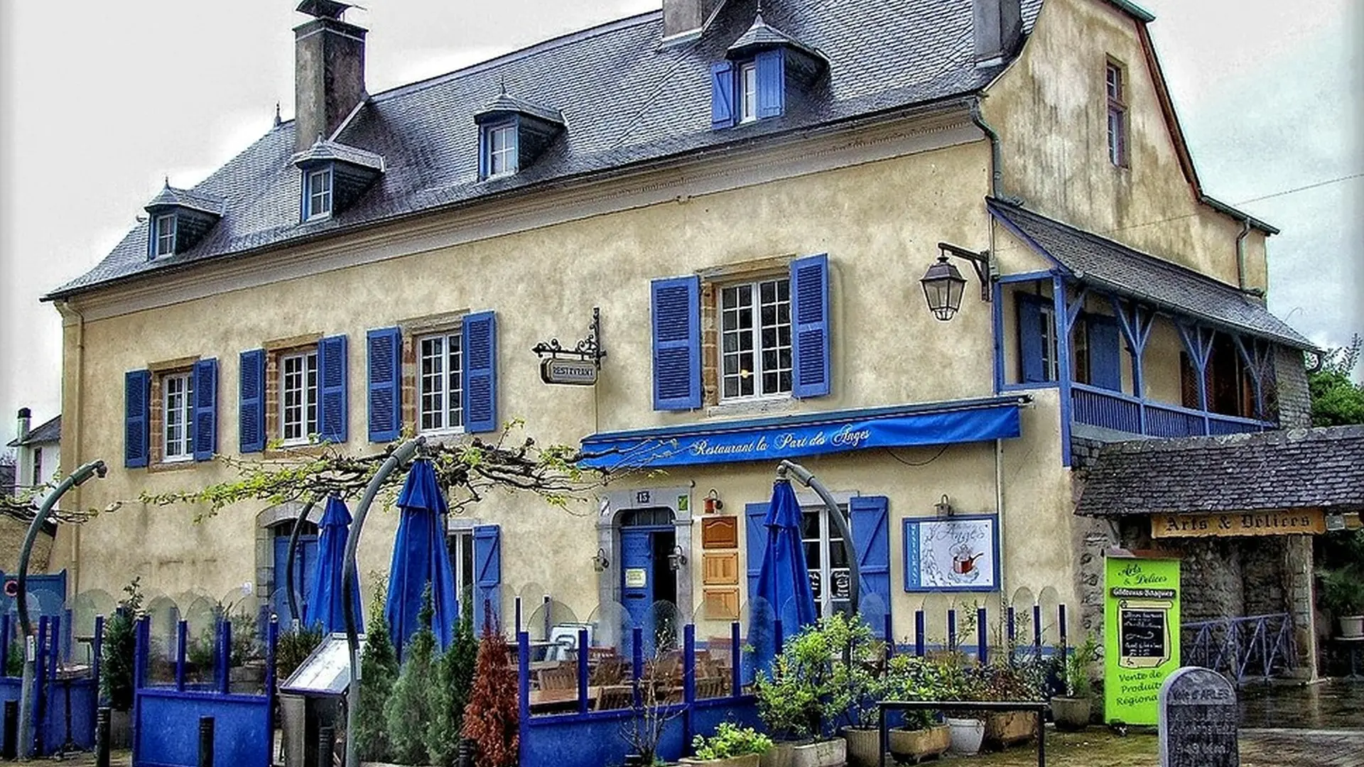 Restaurant la part des anges - terrasse - OLORON SAINTE-MARIE