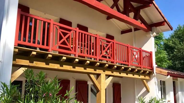 STJU-Lou Cabanot _Ext (3)