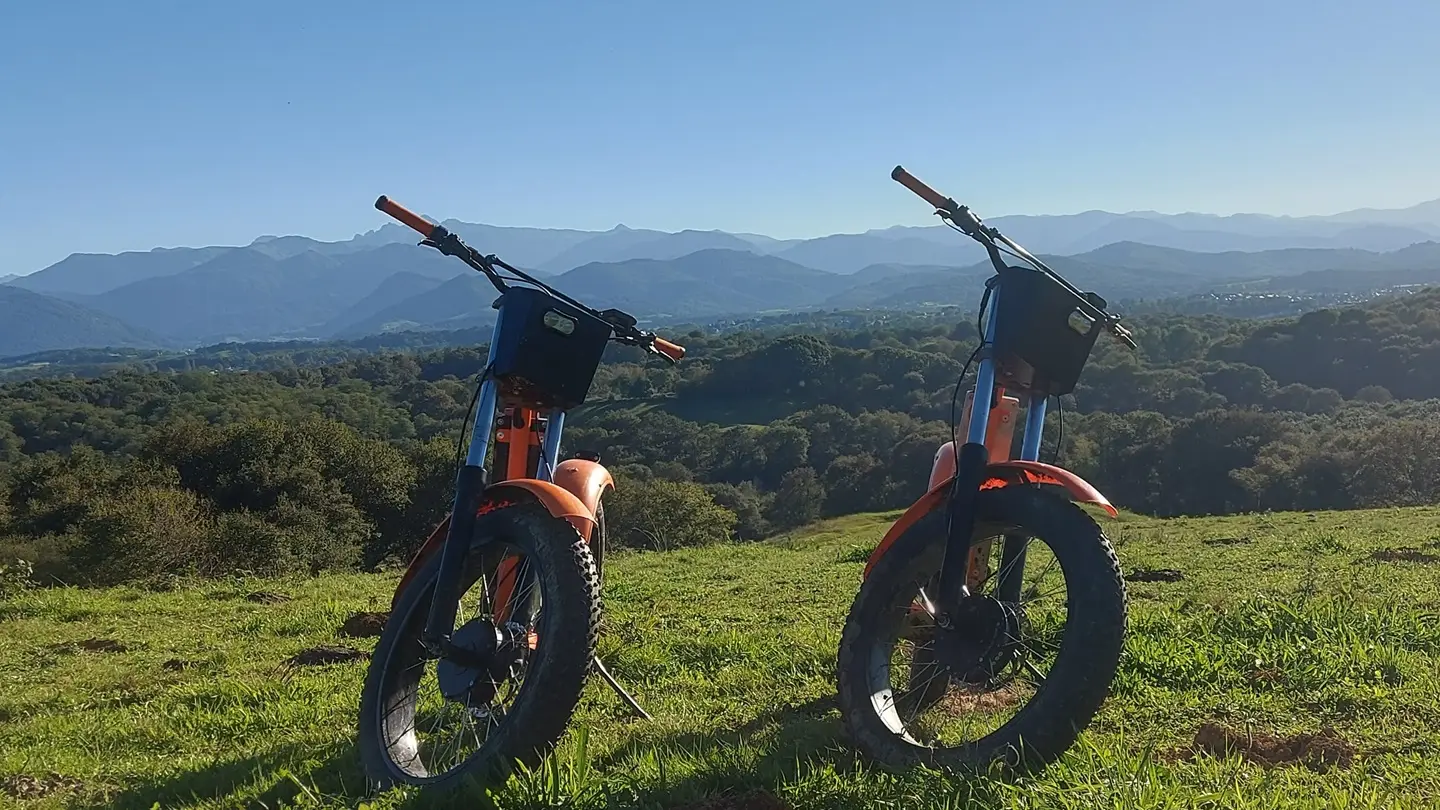 Trottinettes électriques - base de loisirs du faget