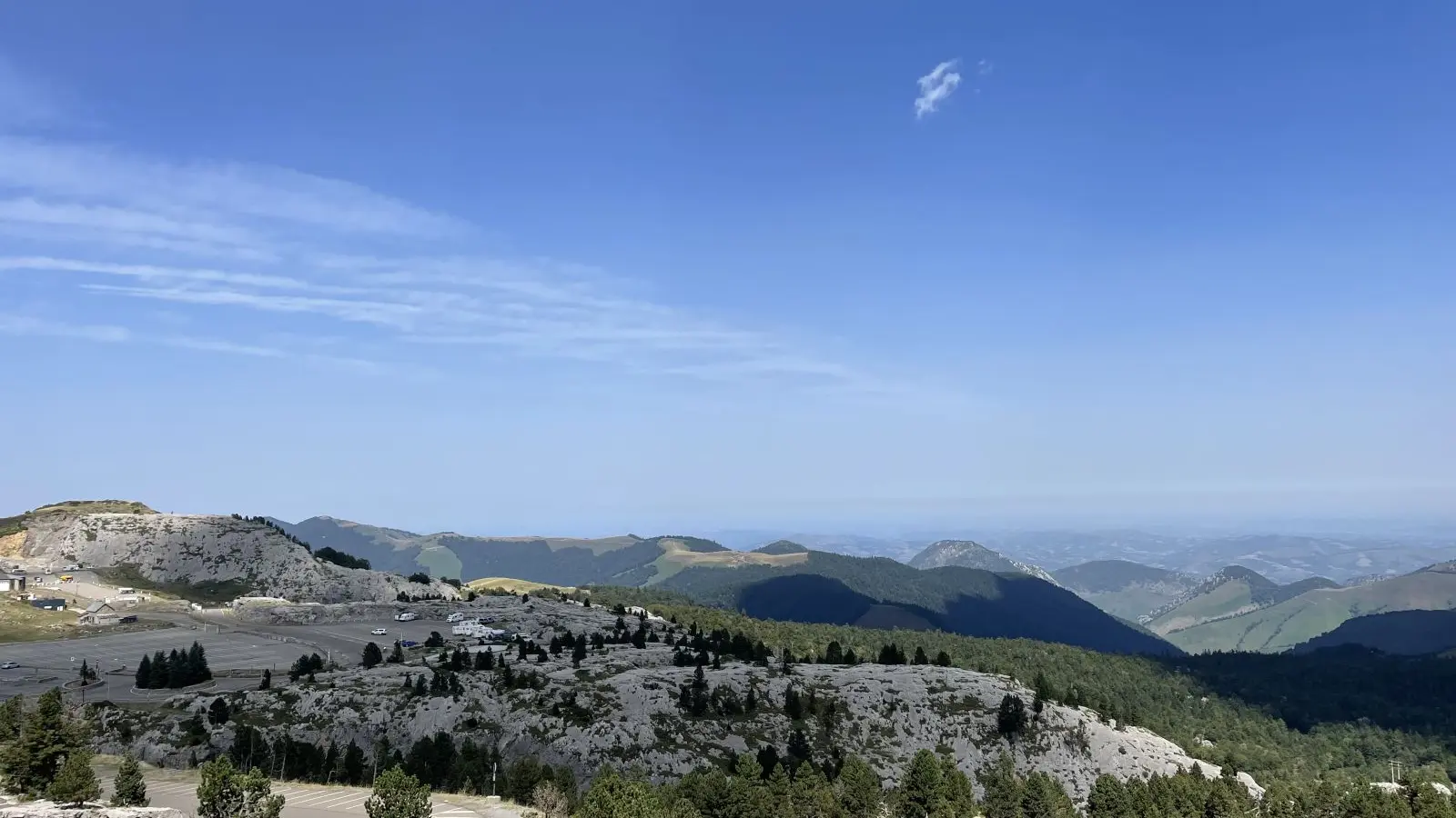 Vue sur le plateau d'Issarbe