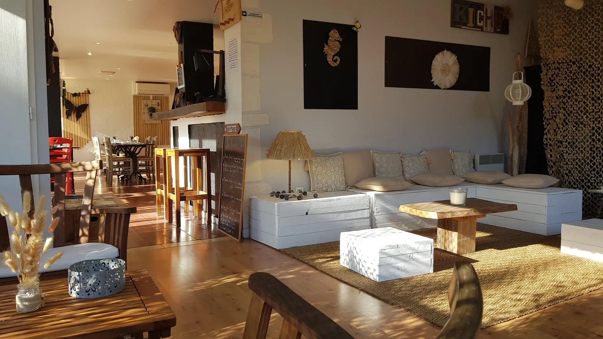 VSG_FamilyPizza_salon int