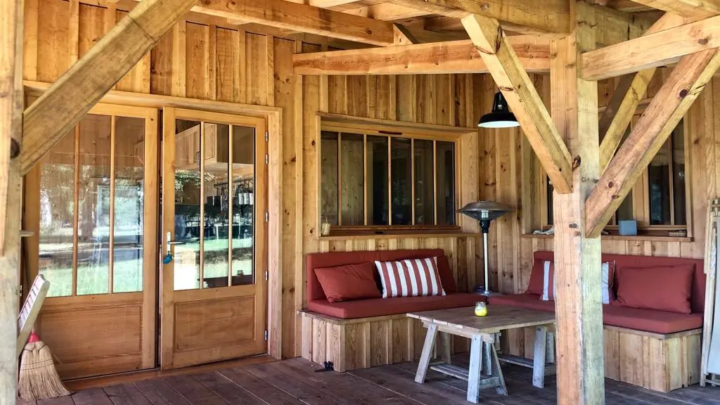 VSG_Huraia_salon ext2