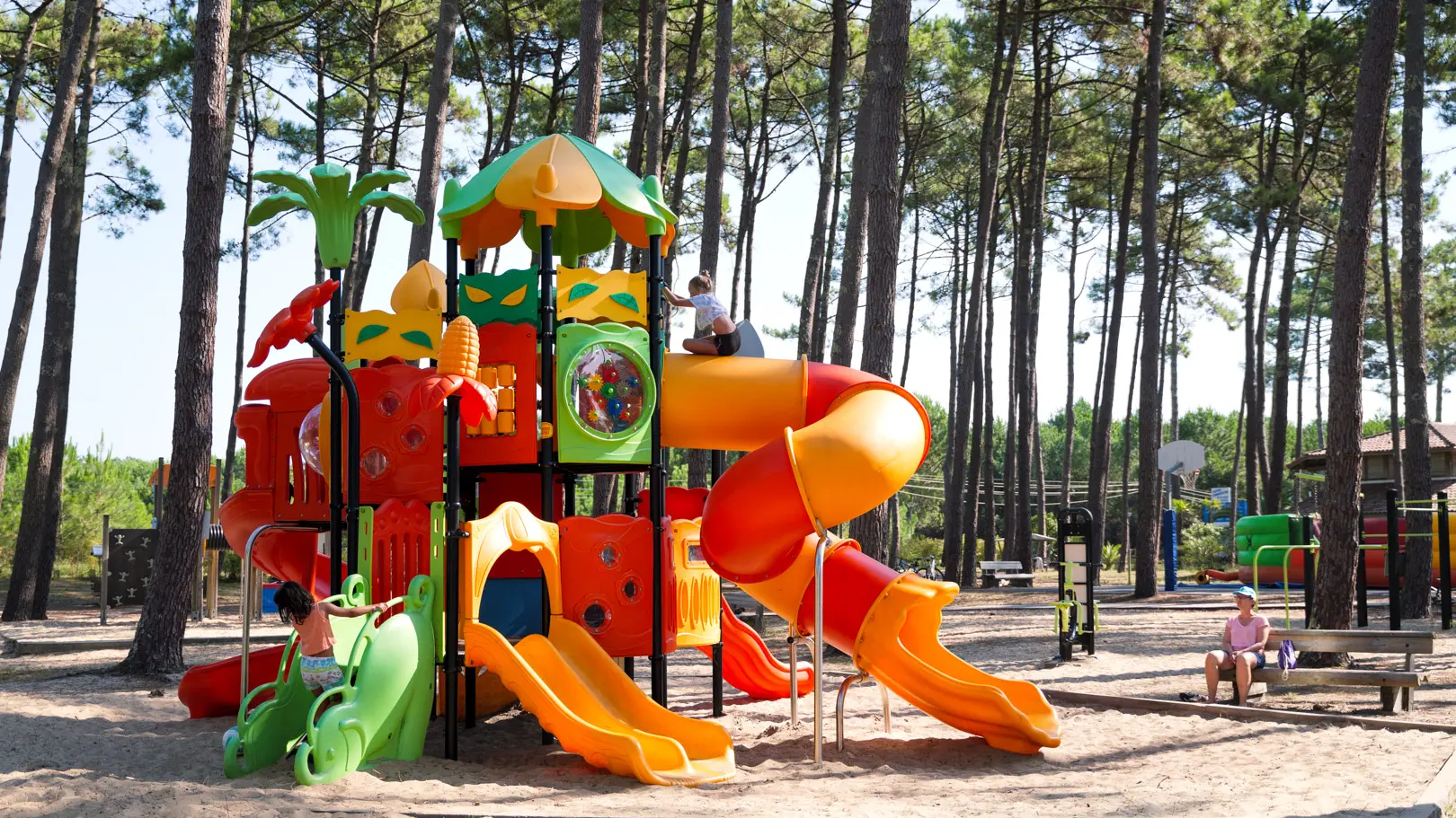 camping-saint girons-air de jeux-eurosol-ciela-village 2