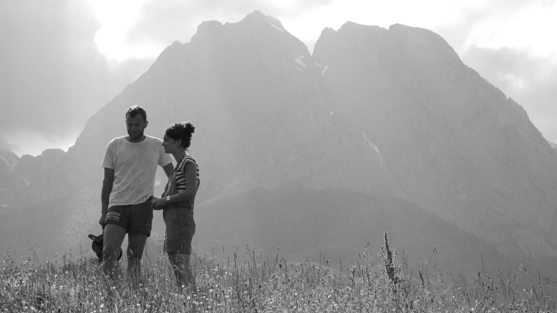 Mégane et Julien sur l'estive d'Anaye