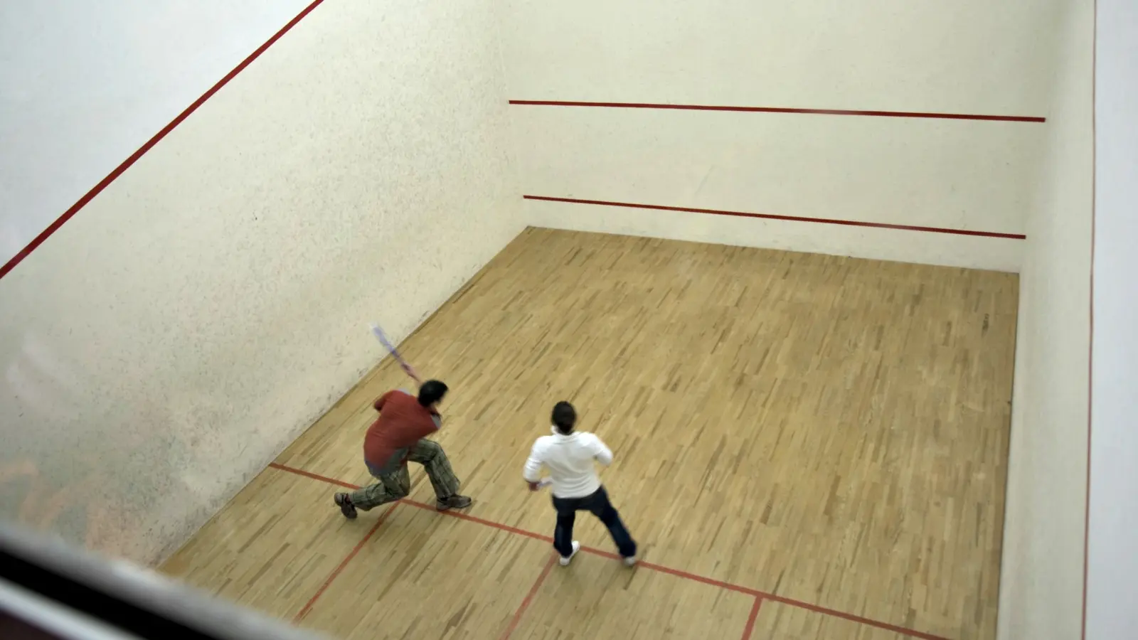 Salle de squash à La Pierre Saint-Martin