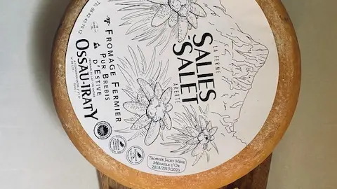 Fromage pur brebis fabriqué en estive à La Pierre Saint-Martin