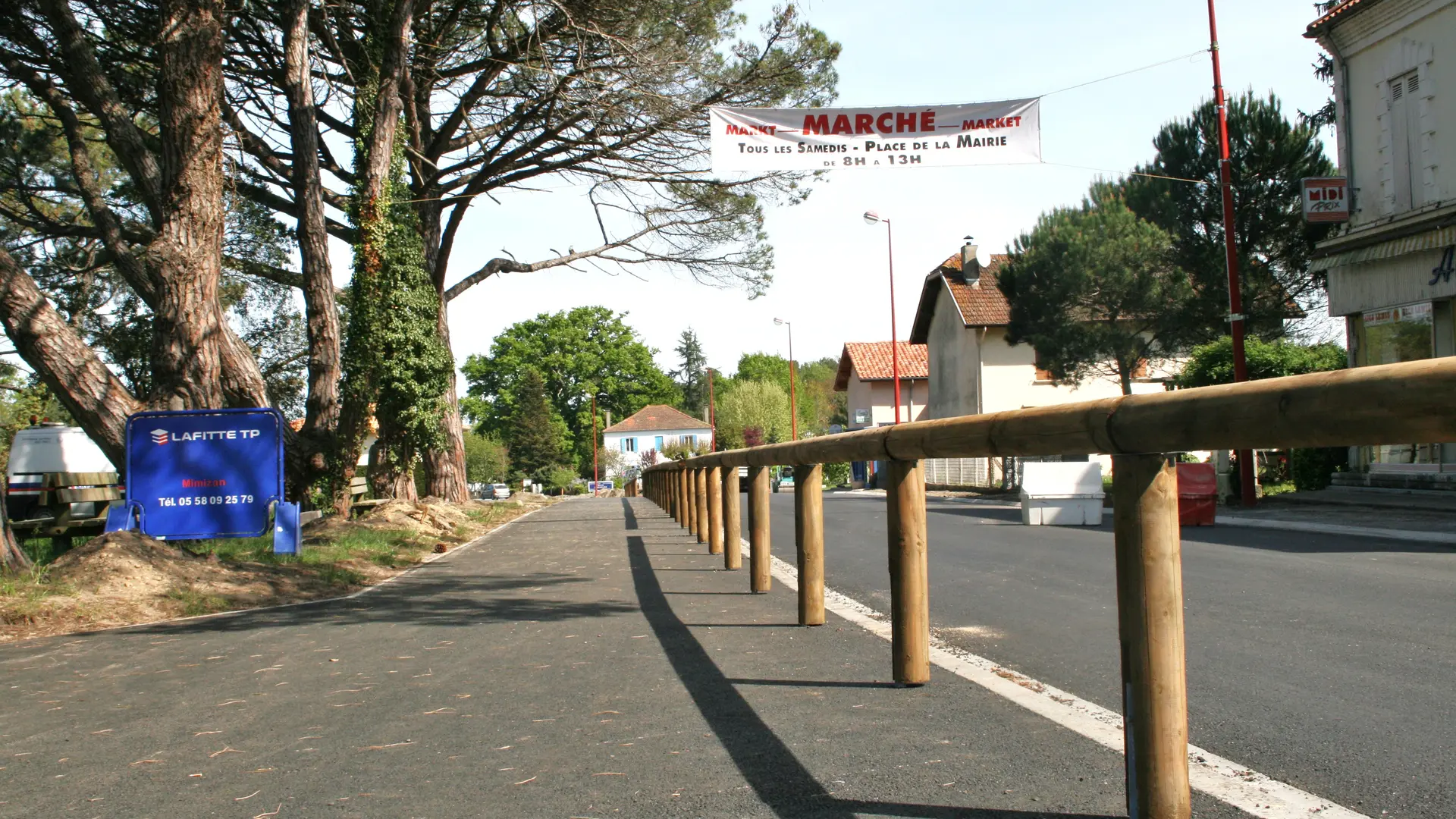 © CLN-SAINT JULIEN EN BORN-Piste Cyclable