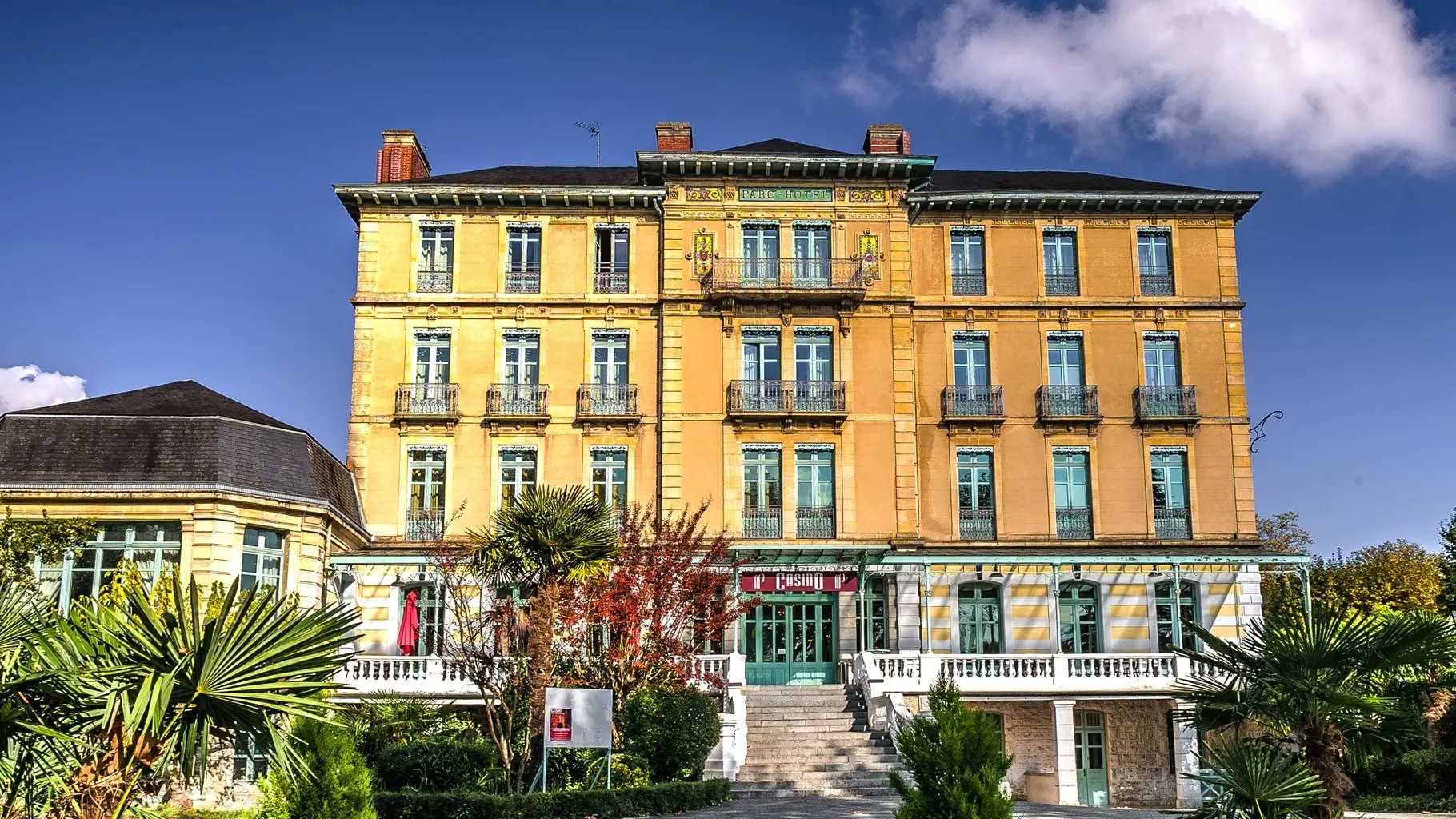 VUE EXTERIEURE CASINO