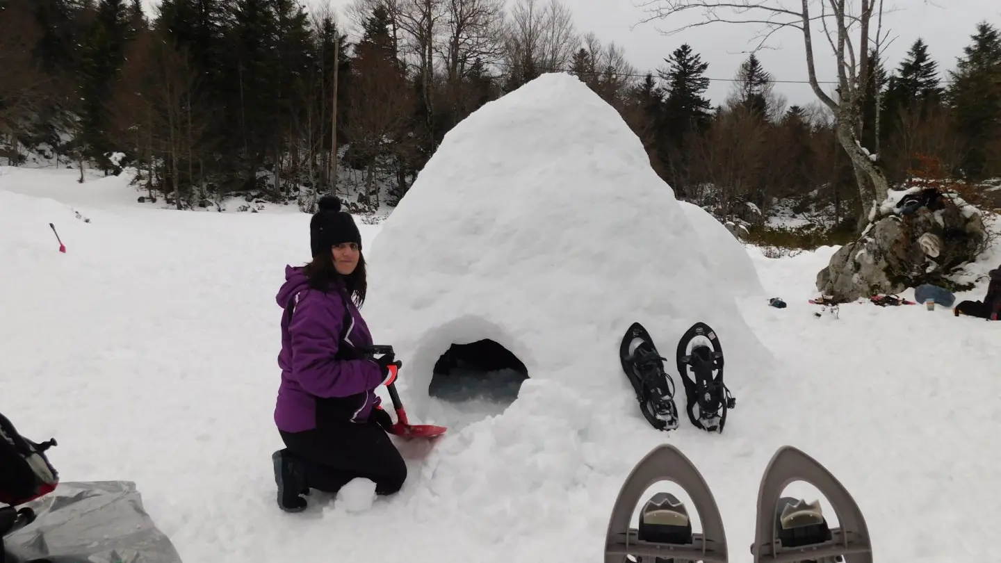 Nuit sous igloo