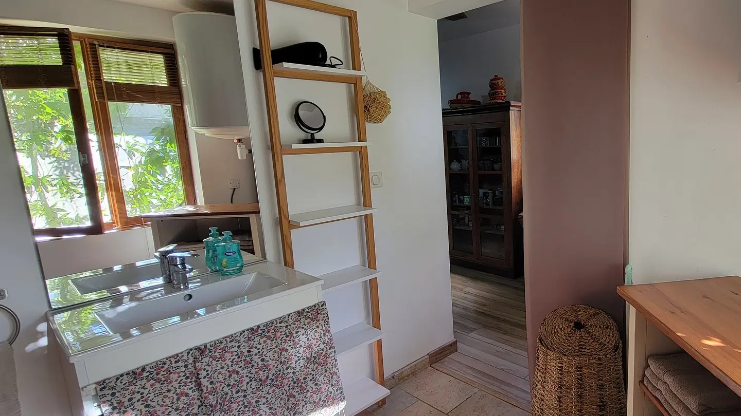 Maisonnette à la campagne