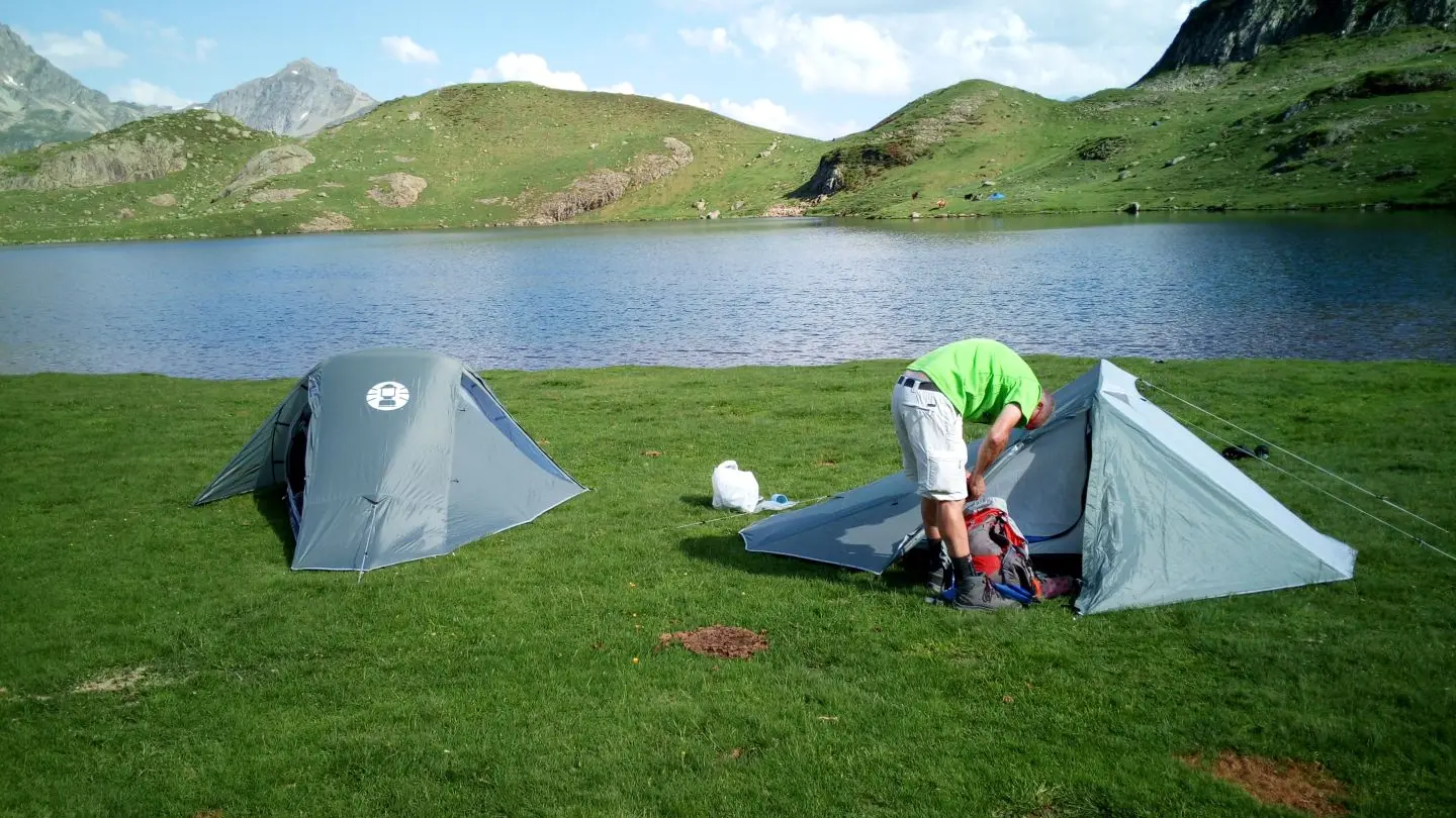 Bivouac sous tentes - Lionel Croquefer - Accompagnateur montagne