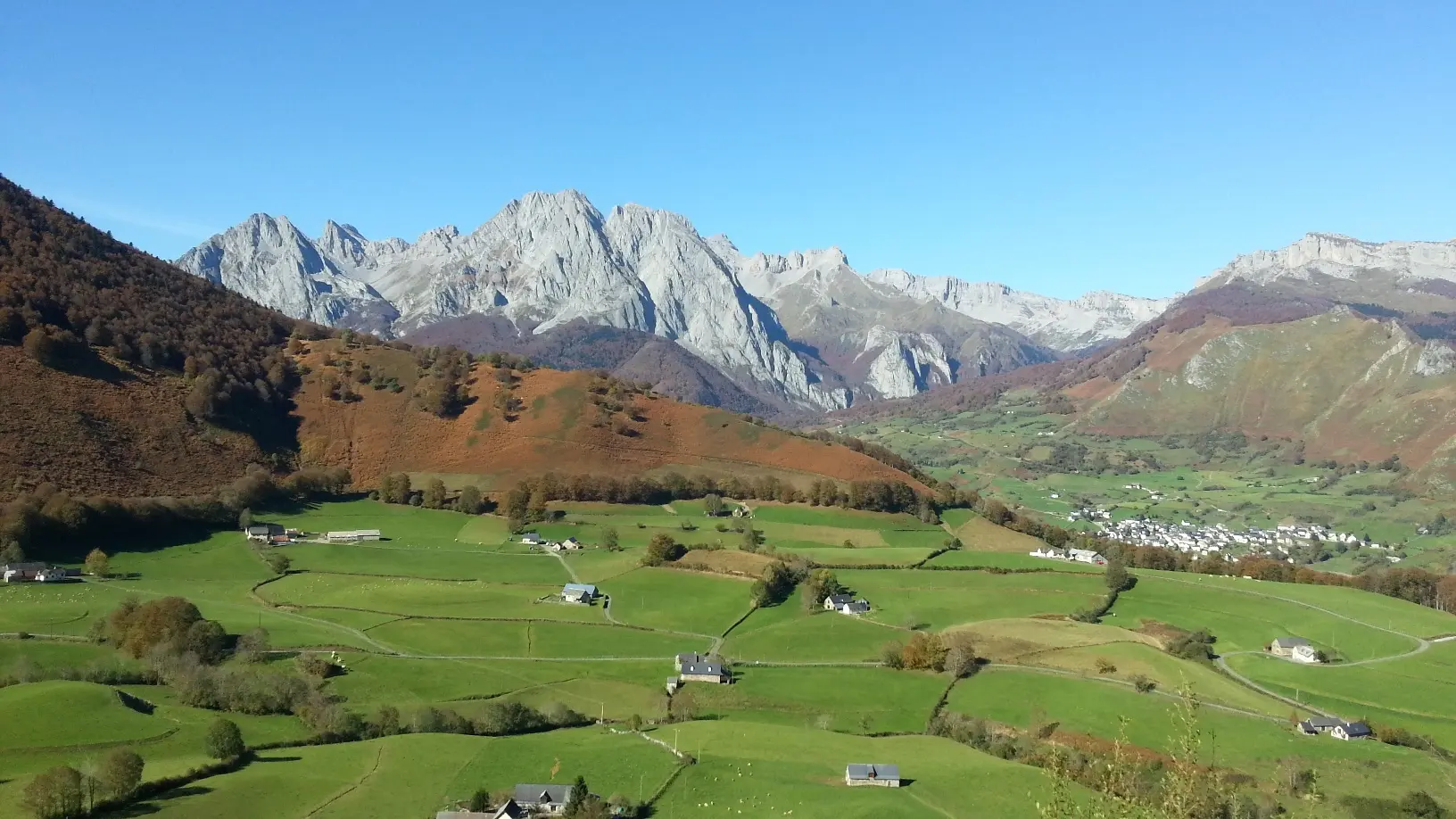 Gîte de Lhers - Paysage en vallée d'Aspe