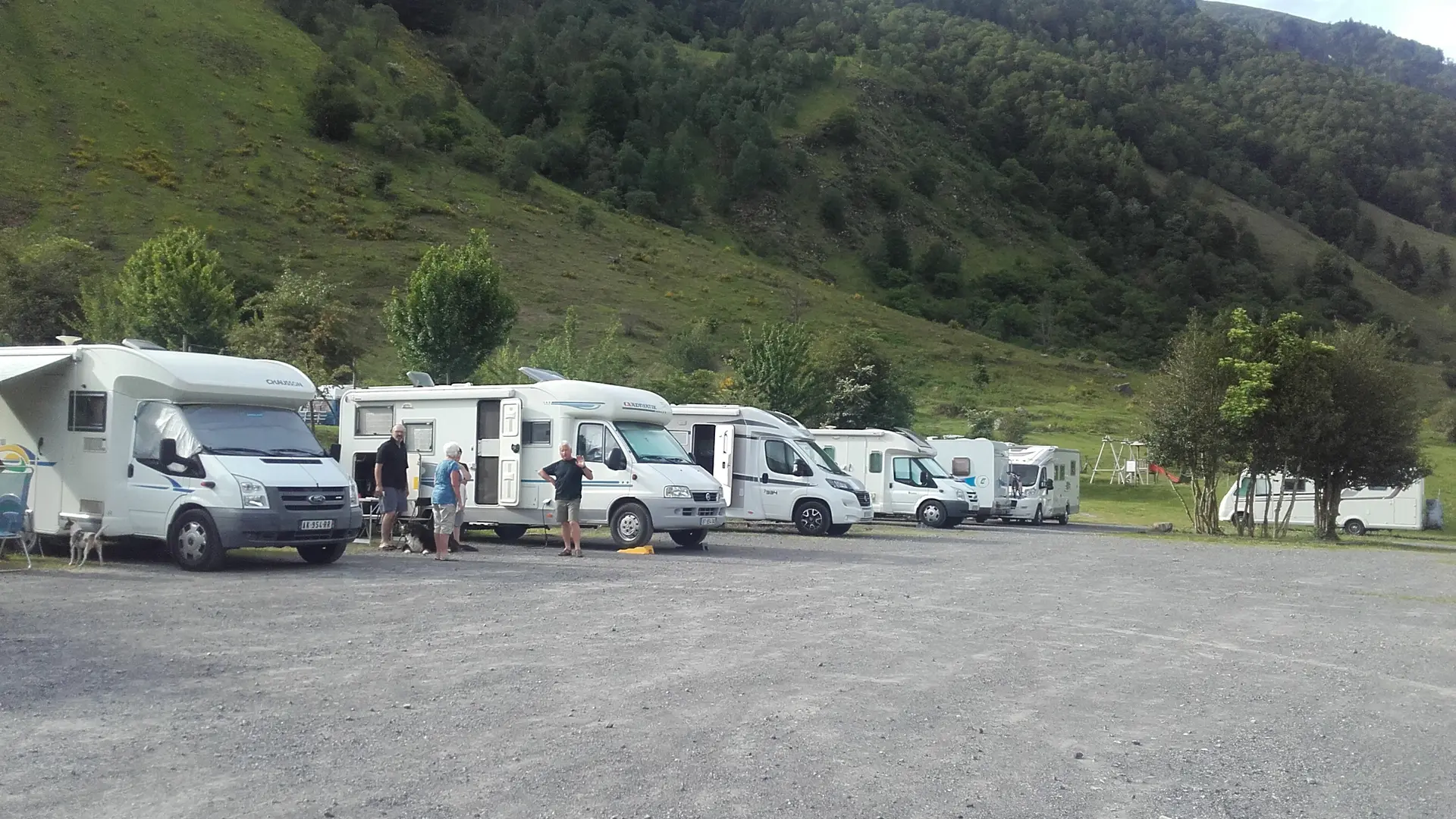 Aire accueil camping-car du Plateau de Lhers