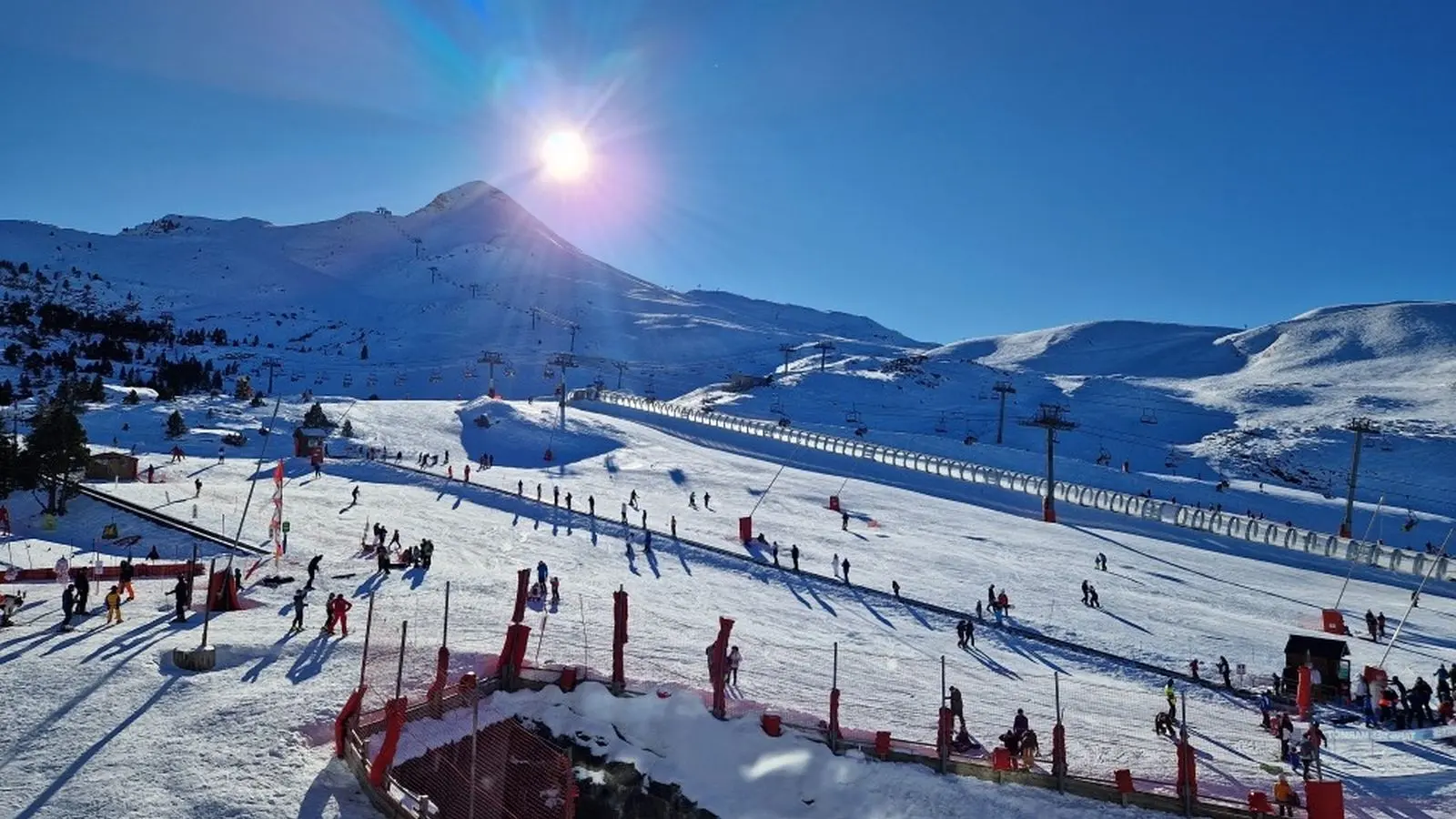 Vue sur pistes