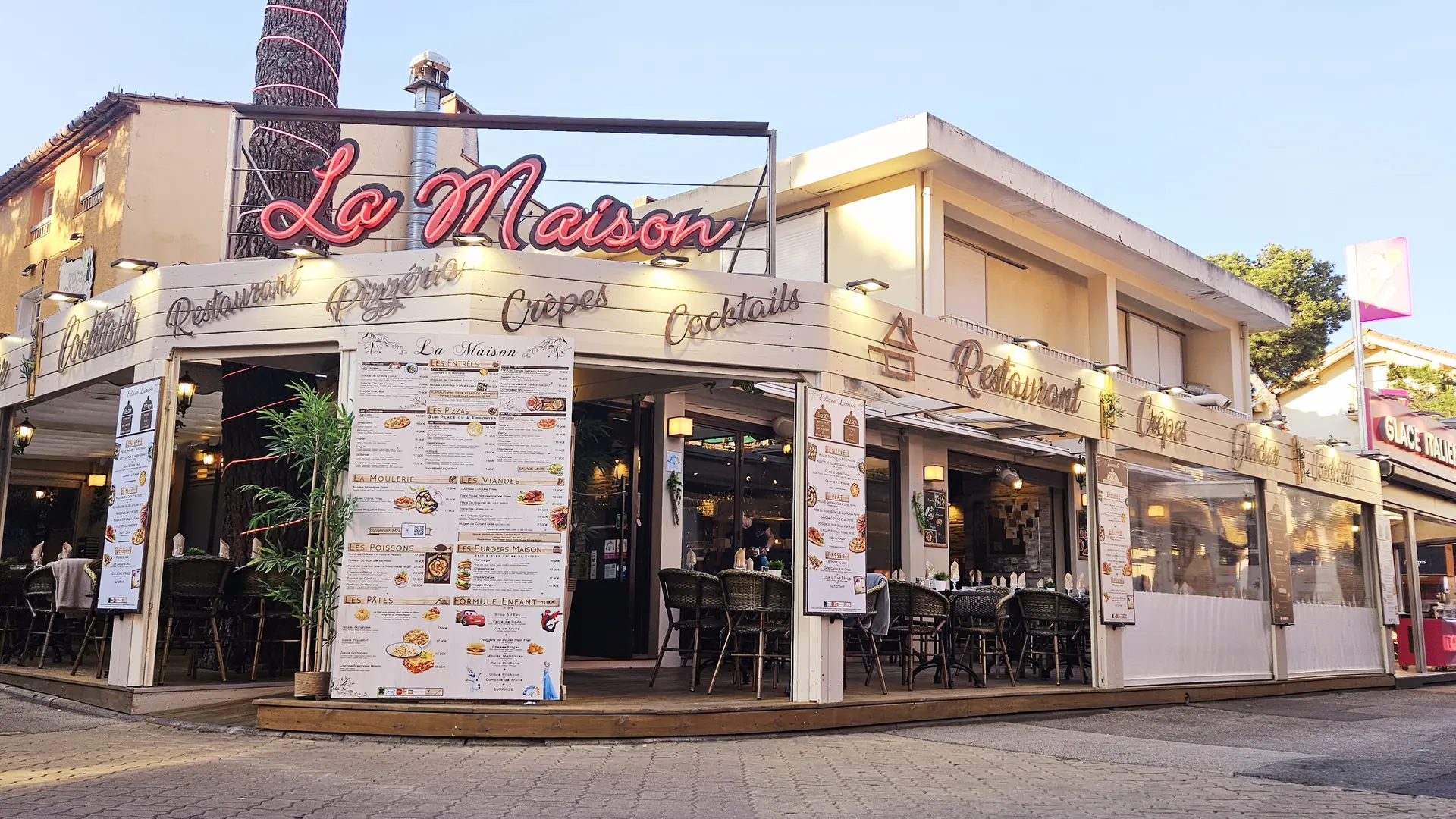 LA MAISON MAI 2025