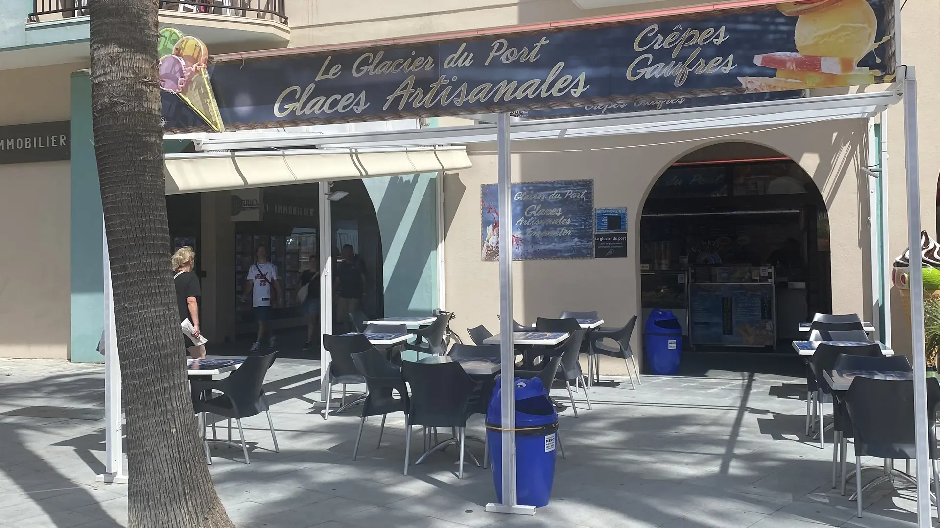 LE GLACIER DU PORT
