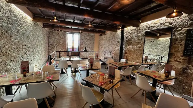 LA VIEILLE CAVE