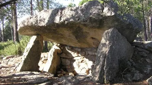 Dolmen des Adrets - Brignoles