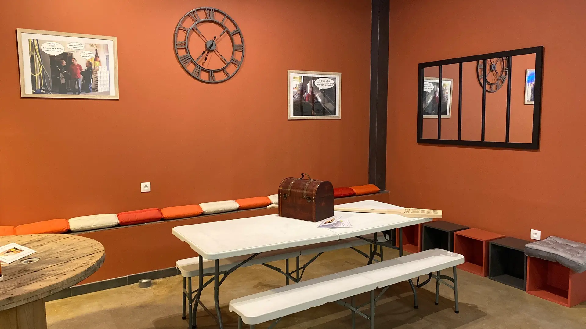 interieur-bar-brasserie-artisanale-orjy-juvigny