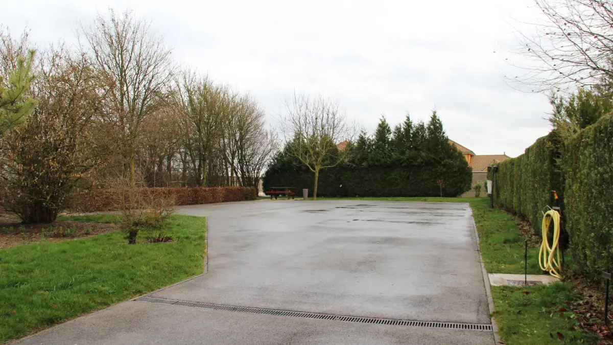 aire-camping-car-champagne-leclere-massard1