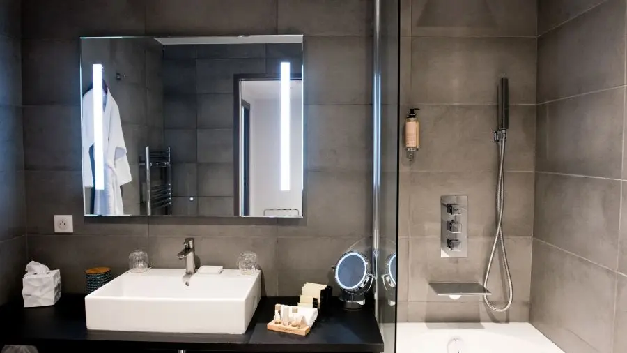 aux-armes-de-champagne-l-epine-salle-de-bain