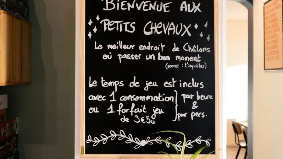 bar-a-jeux-les-petits-chevaux-chalons-en-champagne-4