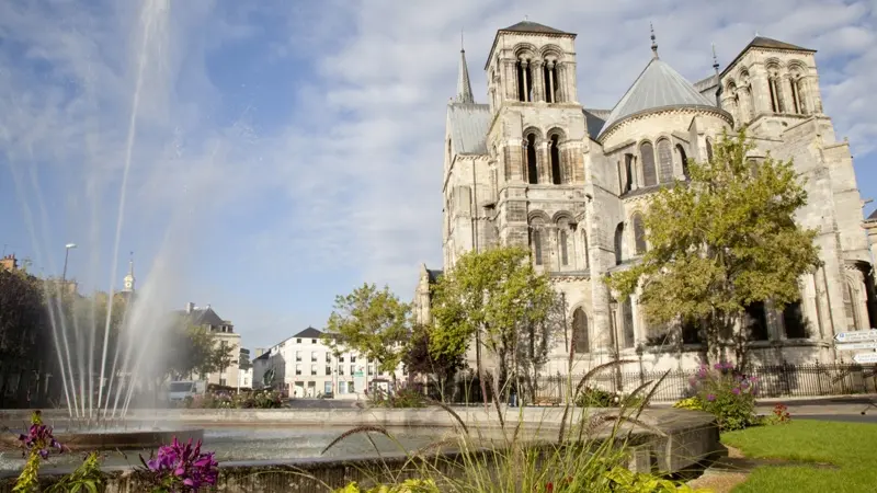 collegiale-notre-dame-en-vaux-chalons-fontaine