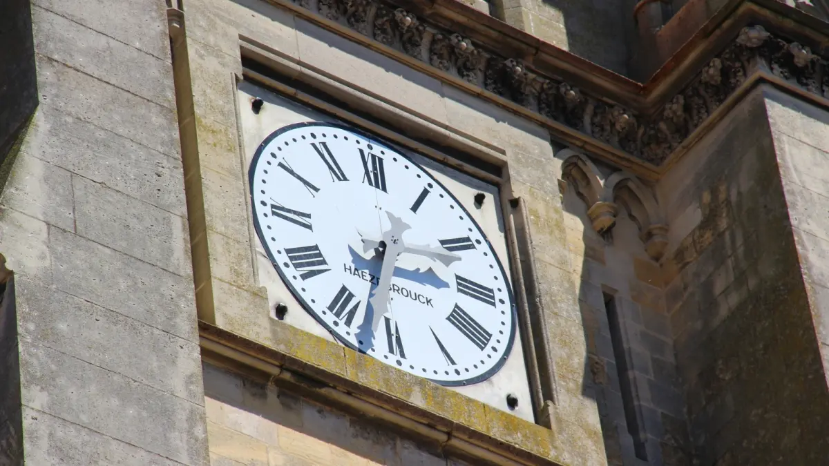 eglise-saint-loup-horloge
