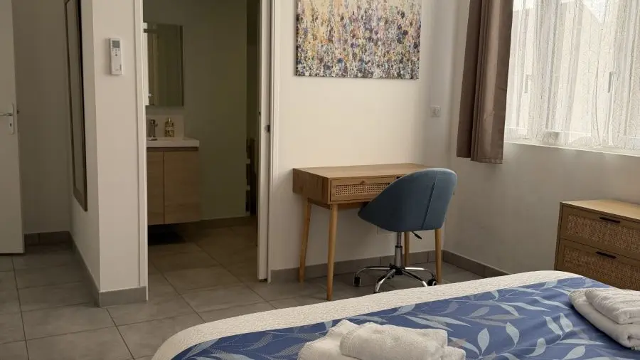 gite-la-belle-prise-matougues-chambre