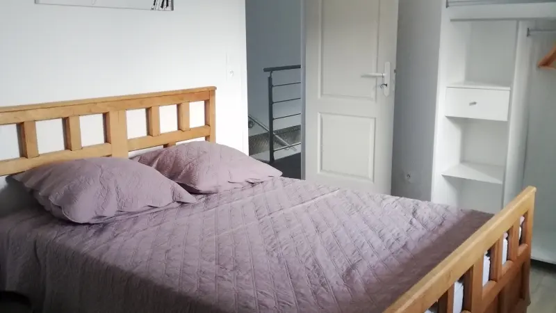 gite-la-blanche-longere-compertrix-chambre-double