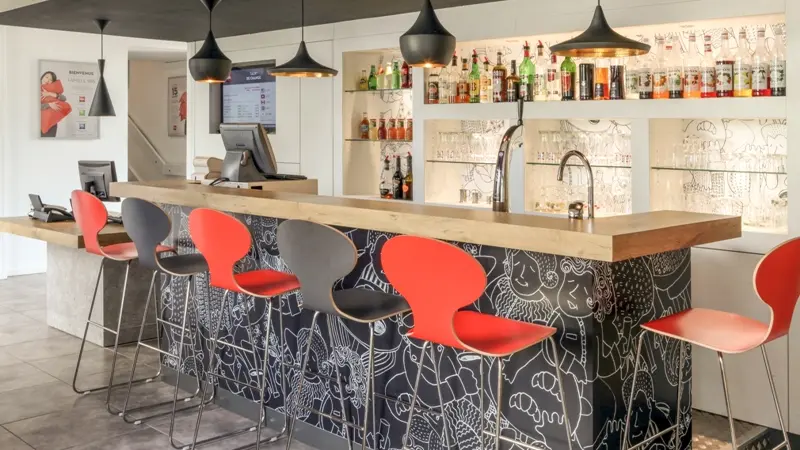 hotel-ibis-chalons-en-champagne-bar