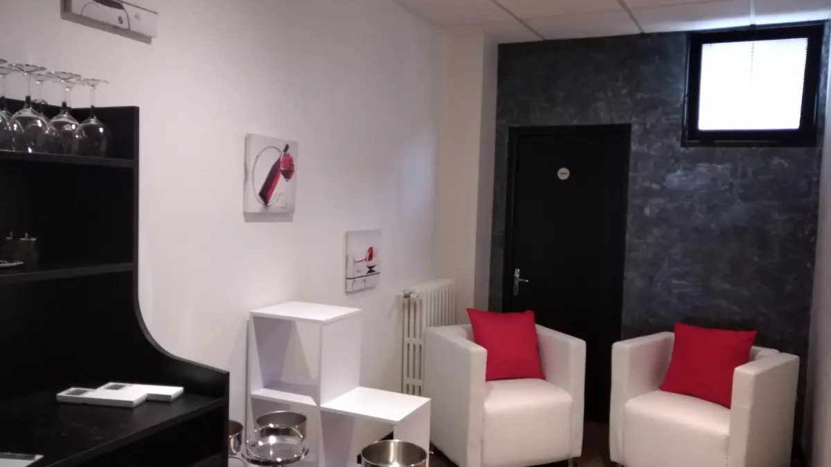 les-sarments-chalons-salon-d-attente