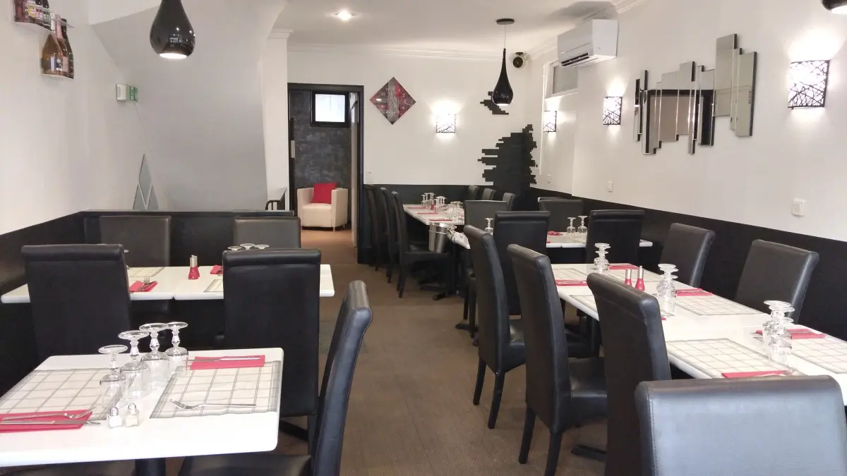 les-sarments-salle-etage-chalons-en-champagne