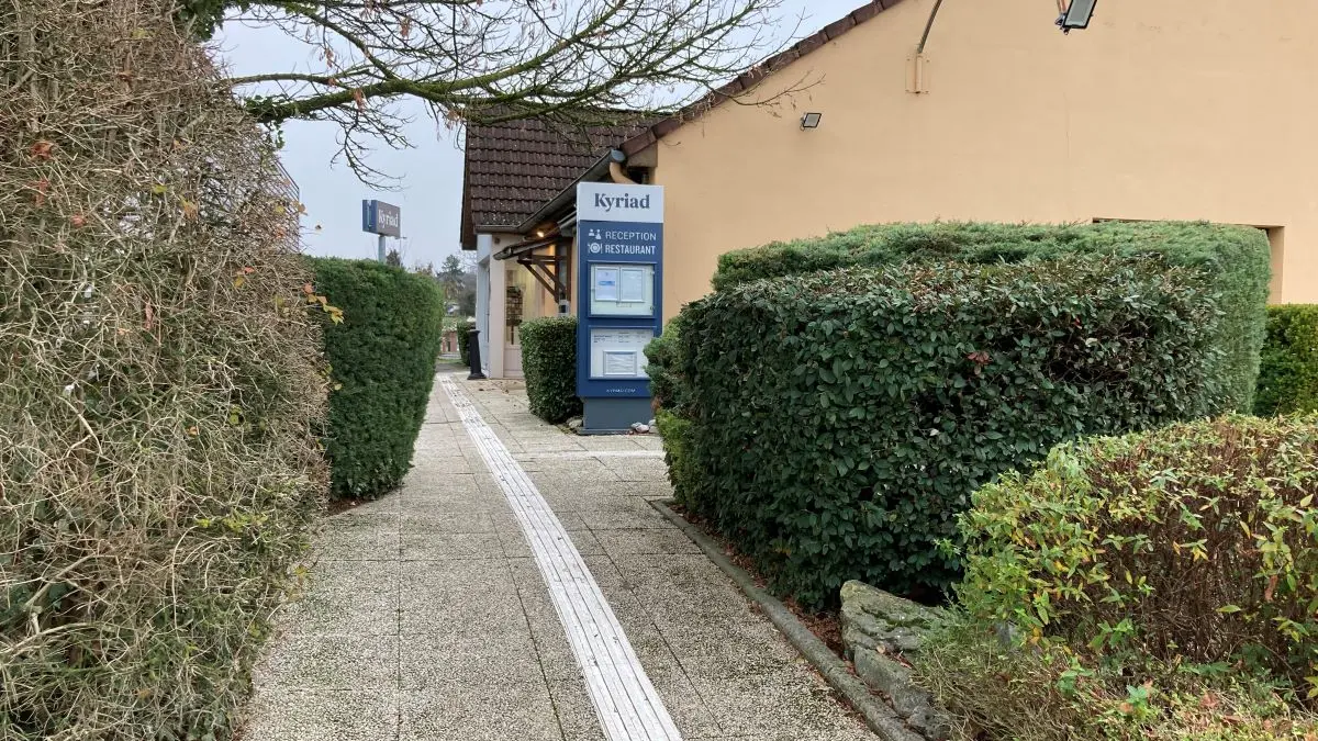 restaurant-kyriad-chalons-en-champagne