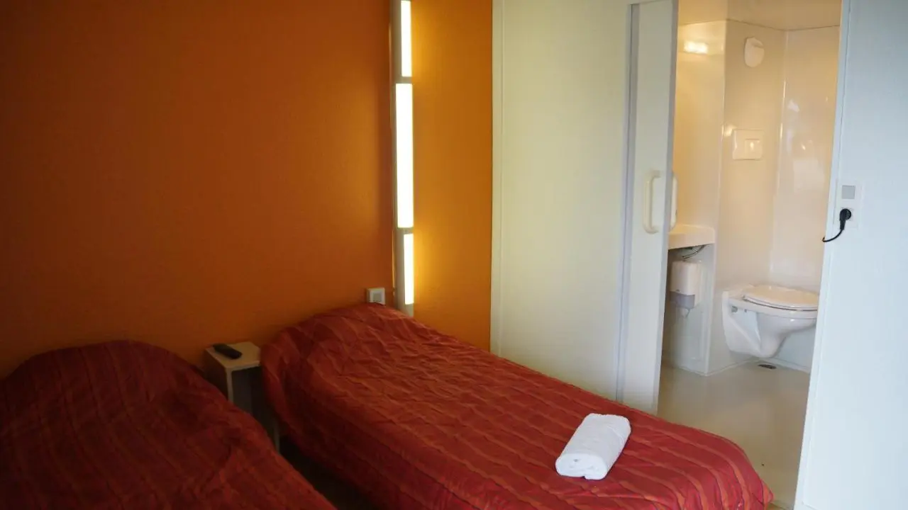 Hôtel Première Classe III < Laon < Aisne < Picardie