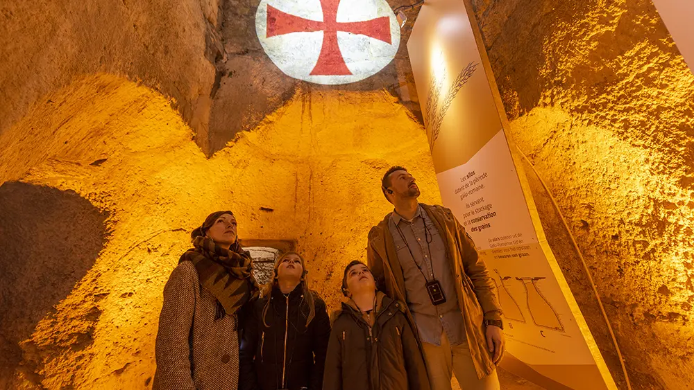 Visite Secrets sous la ville 2019 XII < Laon < Aisne < Picardie