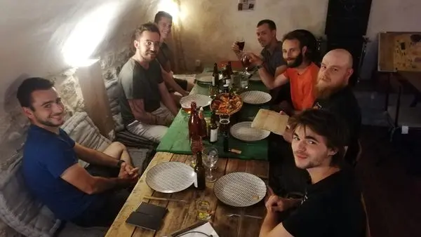 repas (l'abus d'alcool est dangereux pour la santé, à consommer avec mod