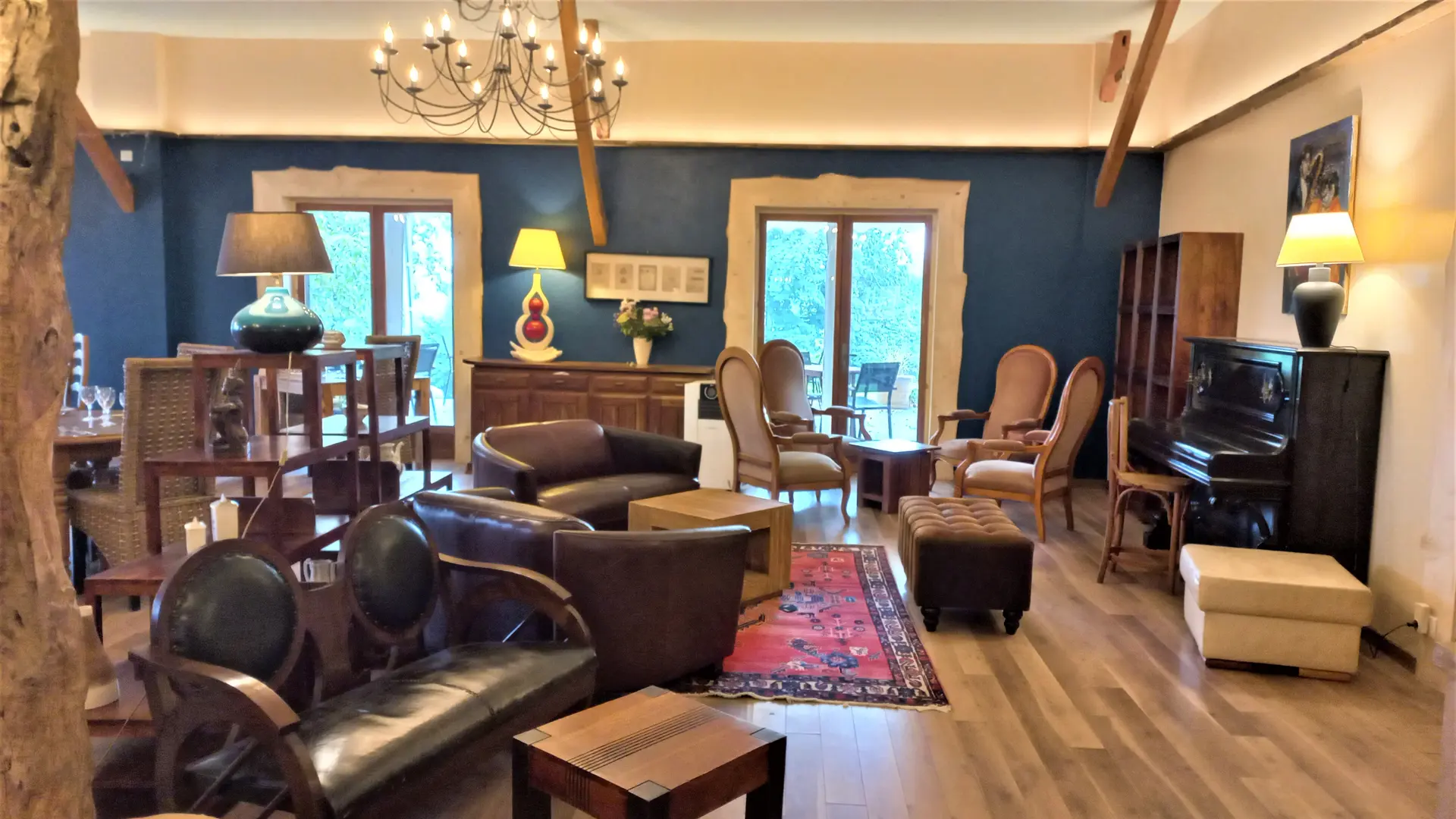 Les Lavandières - coin salon - La Grange