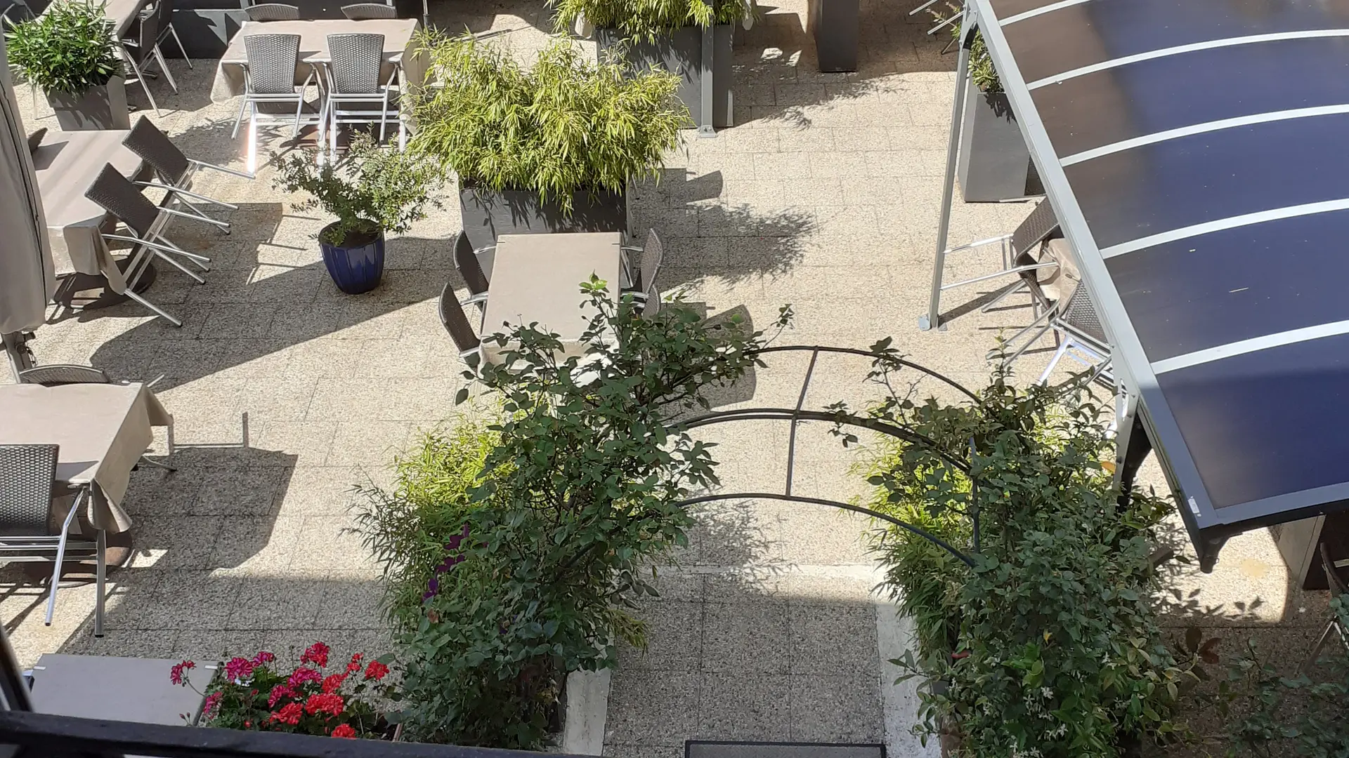 Vue sur la terrasse
