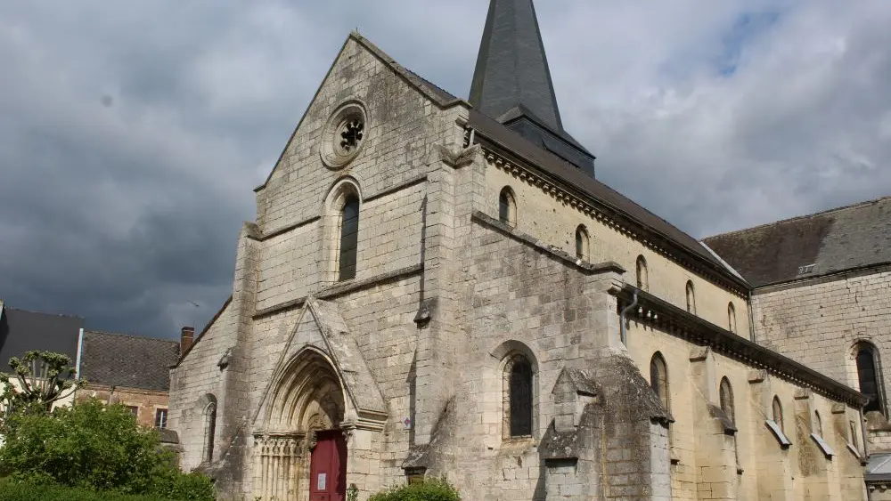 Aubenton < Thiérache < Aisne