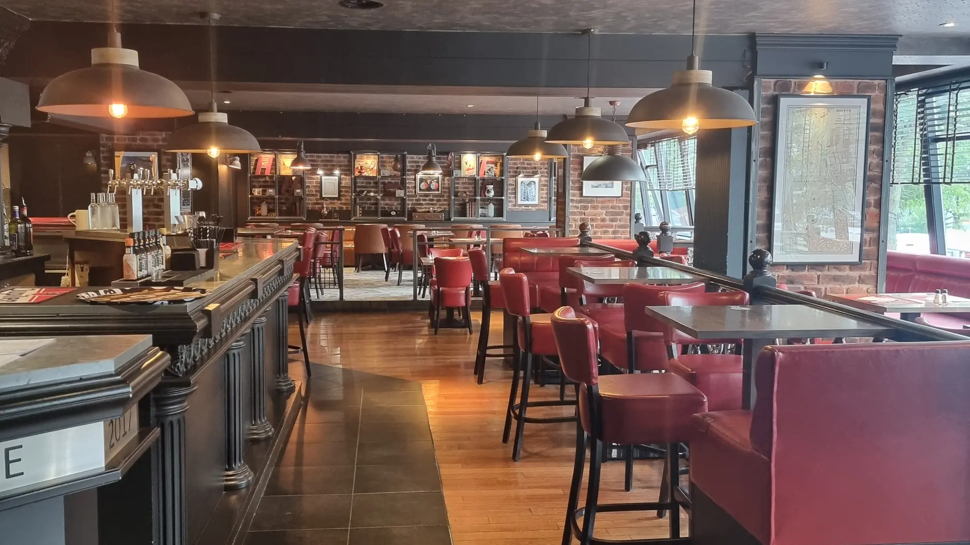 BostonCompany–Salle6_JeanLoupBaudouin
