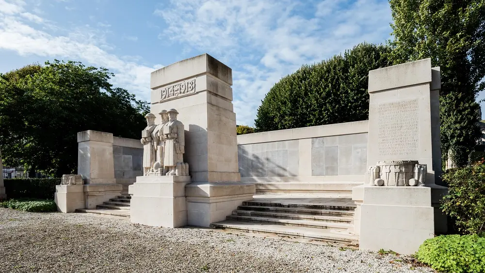 Monument des Anglais < Soissons < Aisne