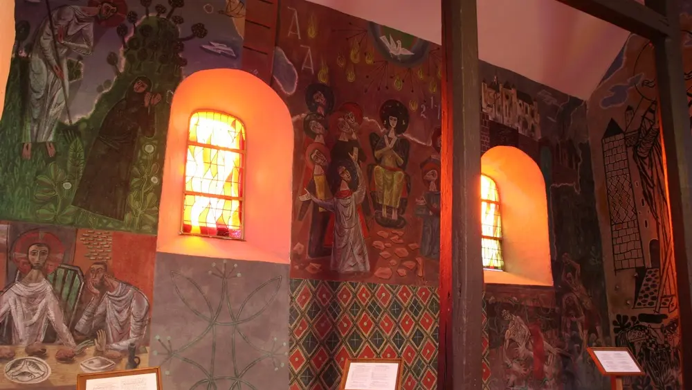 Peintures de l'église fortifiée de Jeantes < Thiérache < Aisne < Picardie