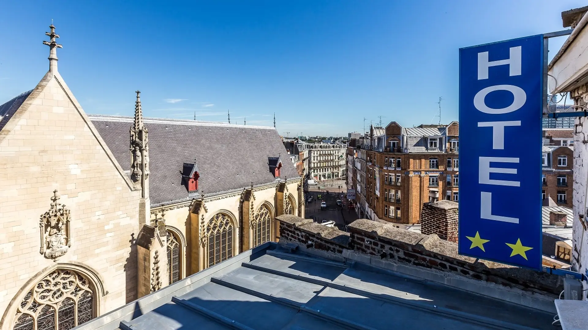 HÔTEL SAINT-MAURICE - Extérieur