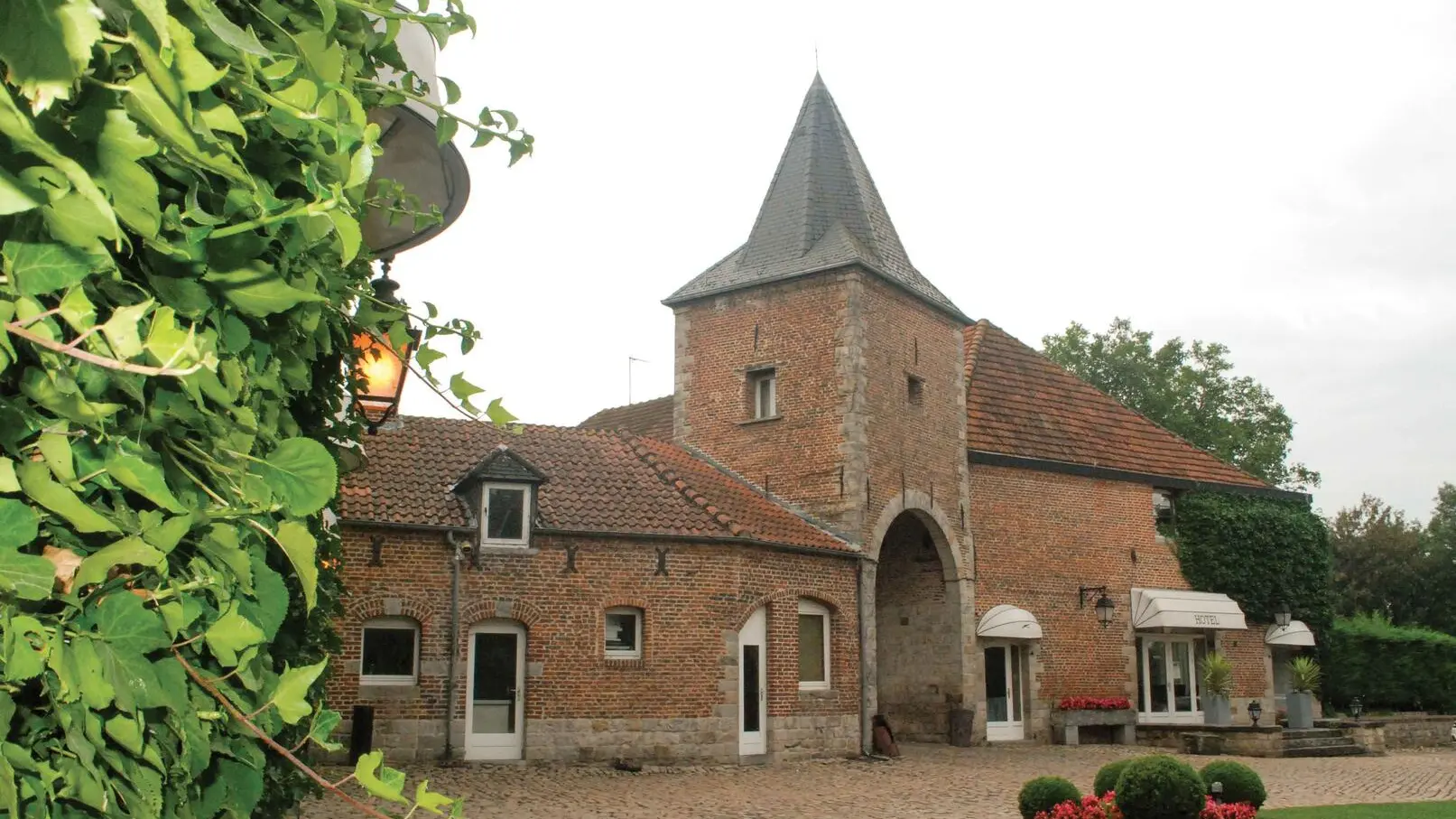 Façade