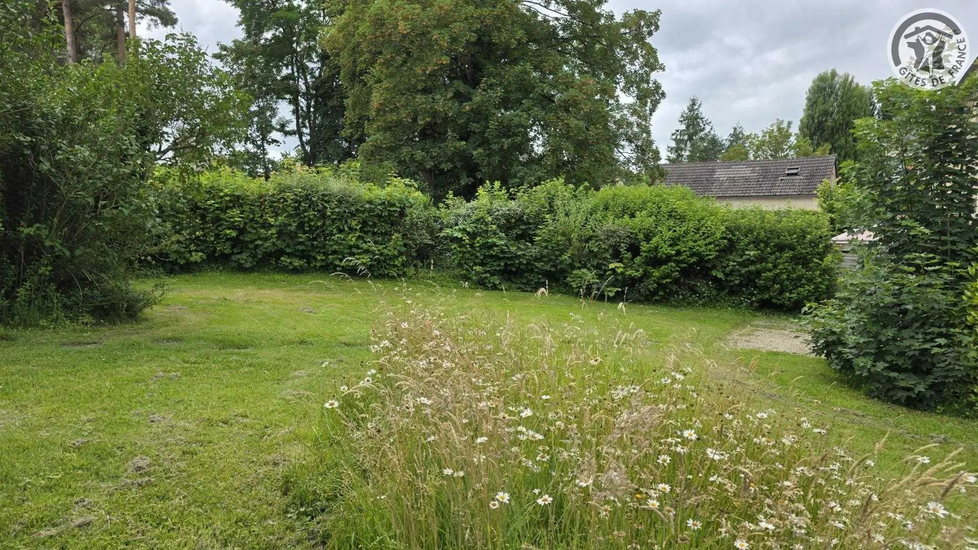 MONS-EN-LAONNOIS Le Noisetier