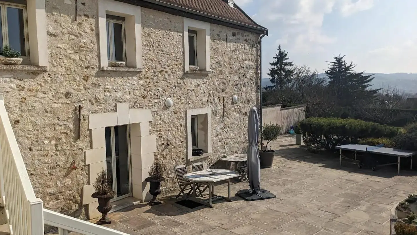 CHATEAU-THIERRY Dovie