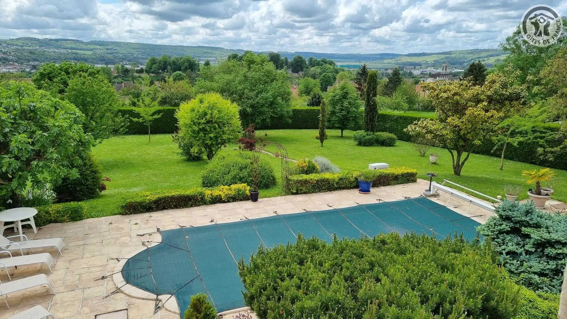 CHATEAU-THIERRY Dovie