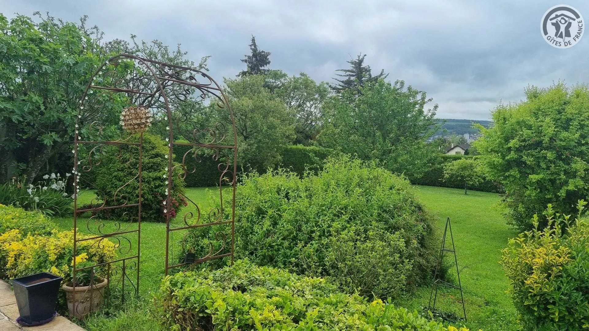CHATEAU-THIERRY Dovie