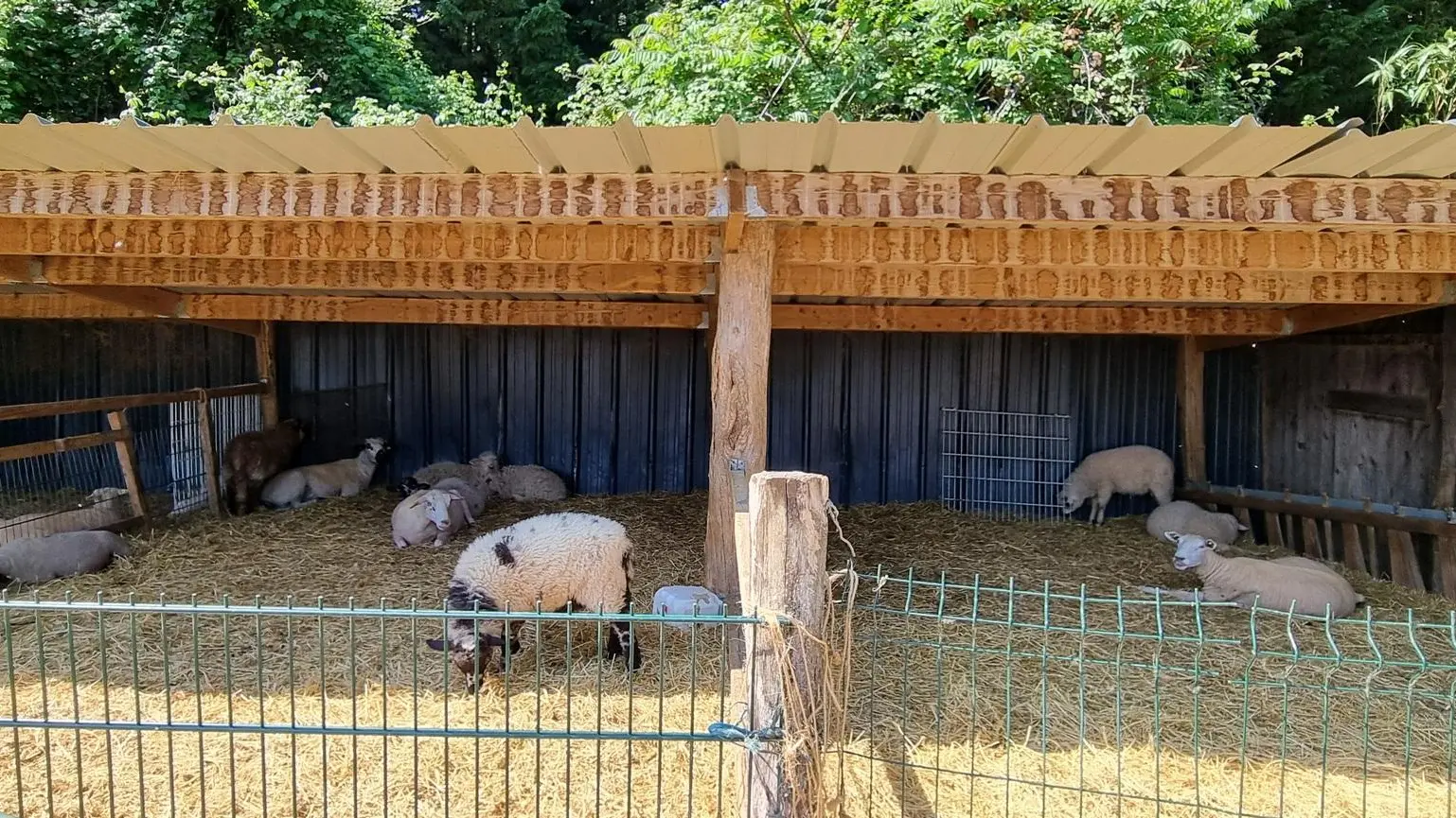 BESME Roulotte Les Petits Prés